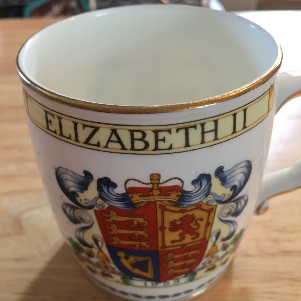 VINTAGE CHINA MUG FROM 1953 CORONATION OF QUEEN!